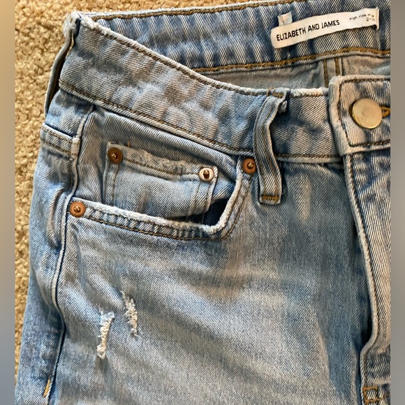 Elizabeth And James Crops Boyfriend Jeans - Picture 2 of 6